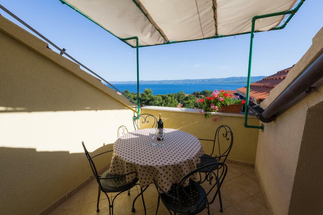 Apartments Villa Vallum Бол Екстериор снимка