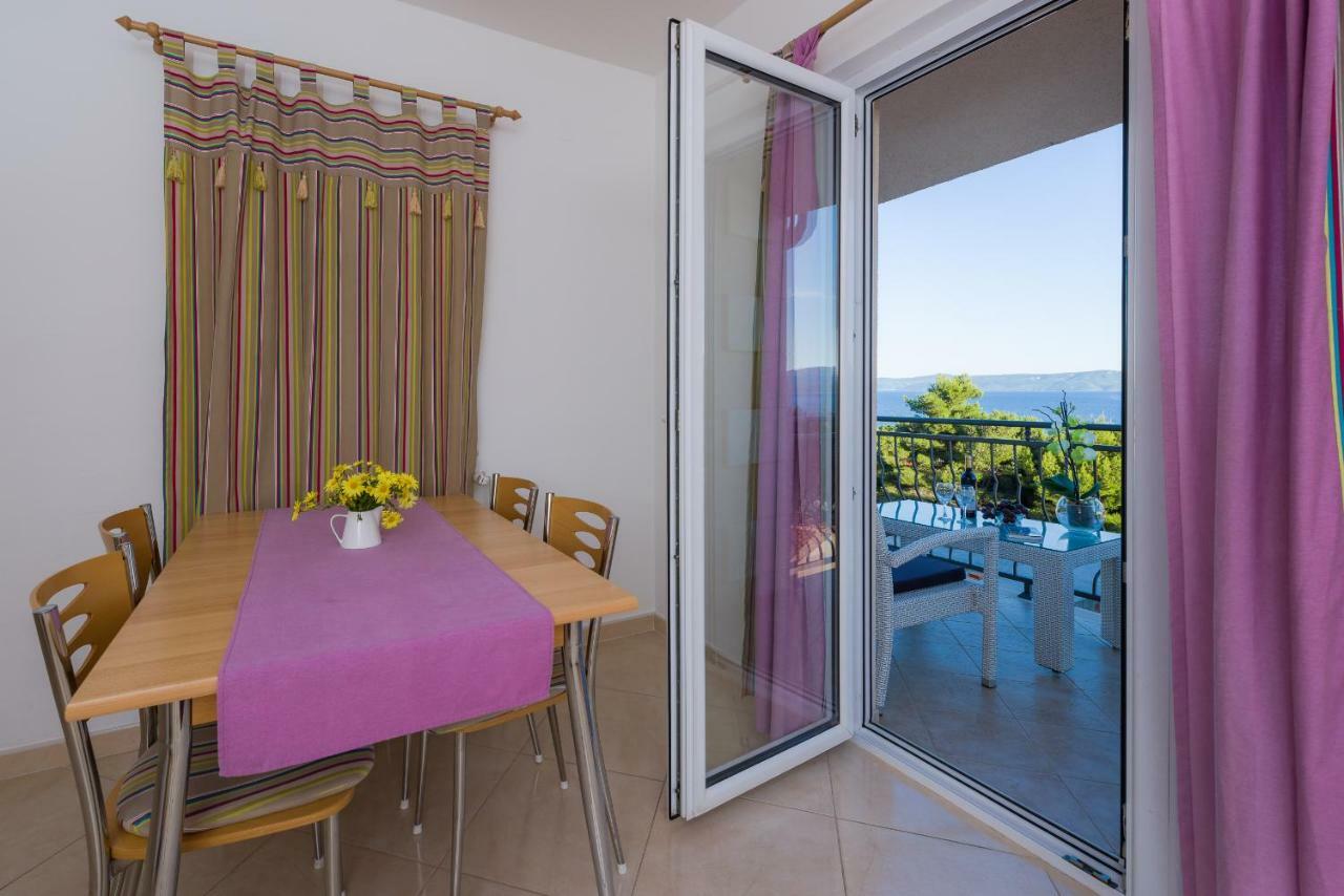 Apartments Villa Vallum Бол Екстериор снимка