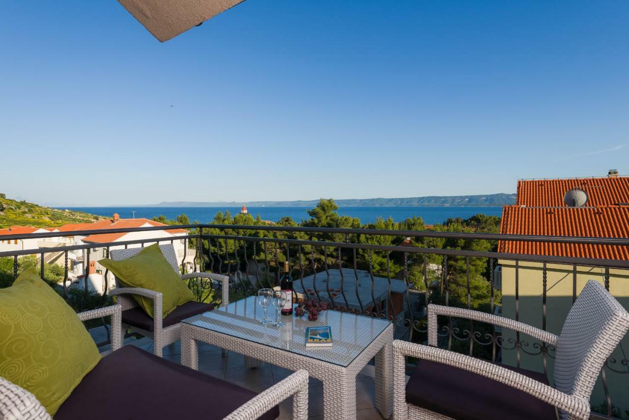Apartments Villa Vallum Бол Екстериор снимка
