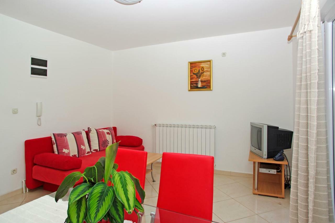 Apartments Villa Vallum Бол Екстериор снимка