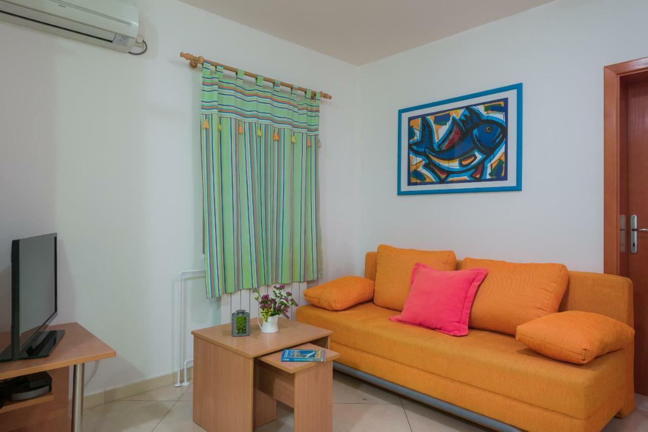 Apartments Villa Vallum Бол Екстериор снимка